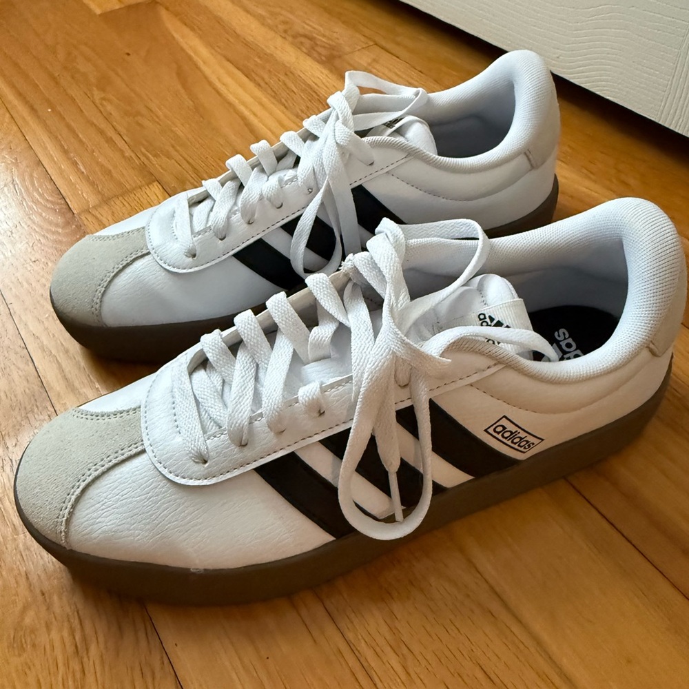 adidas VL Court 3.0 Sneaker - Women's Size 9.5